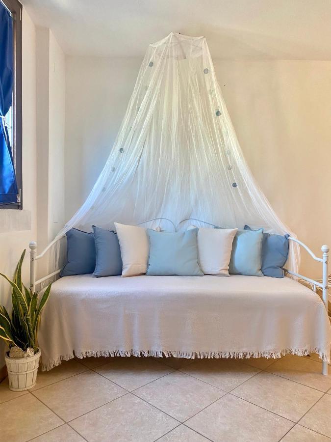 La Dimora Di Ulisse Aparthotel Санта Чезареа Терме Екстериор снимка